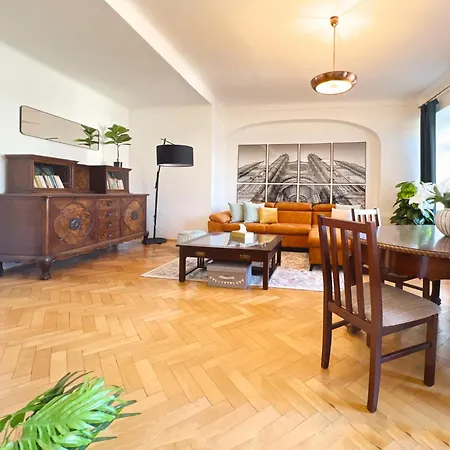 Charles Bridge Apartment