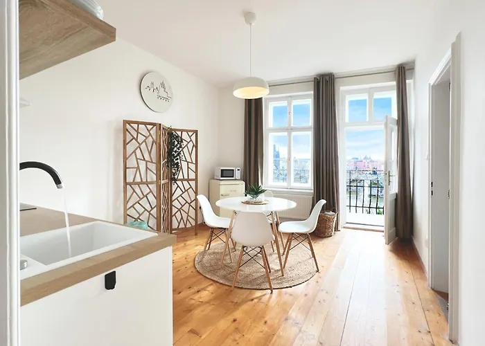 Charles Bridge Apartman Prága
